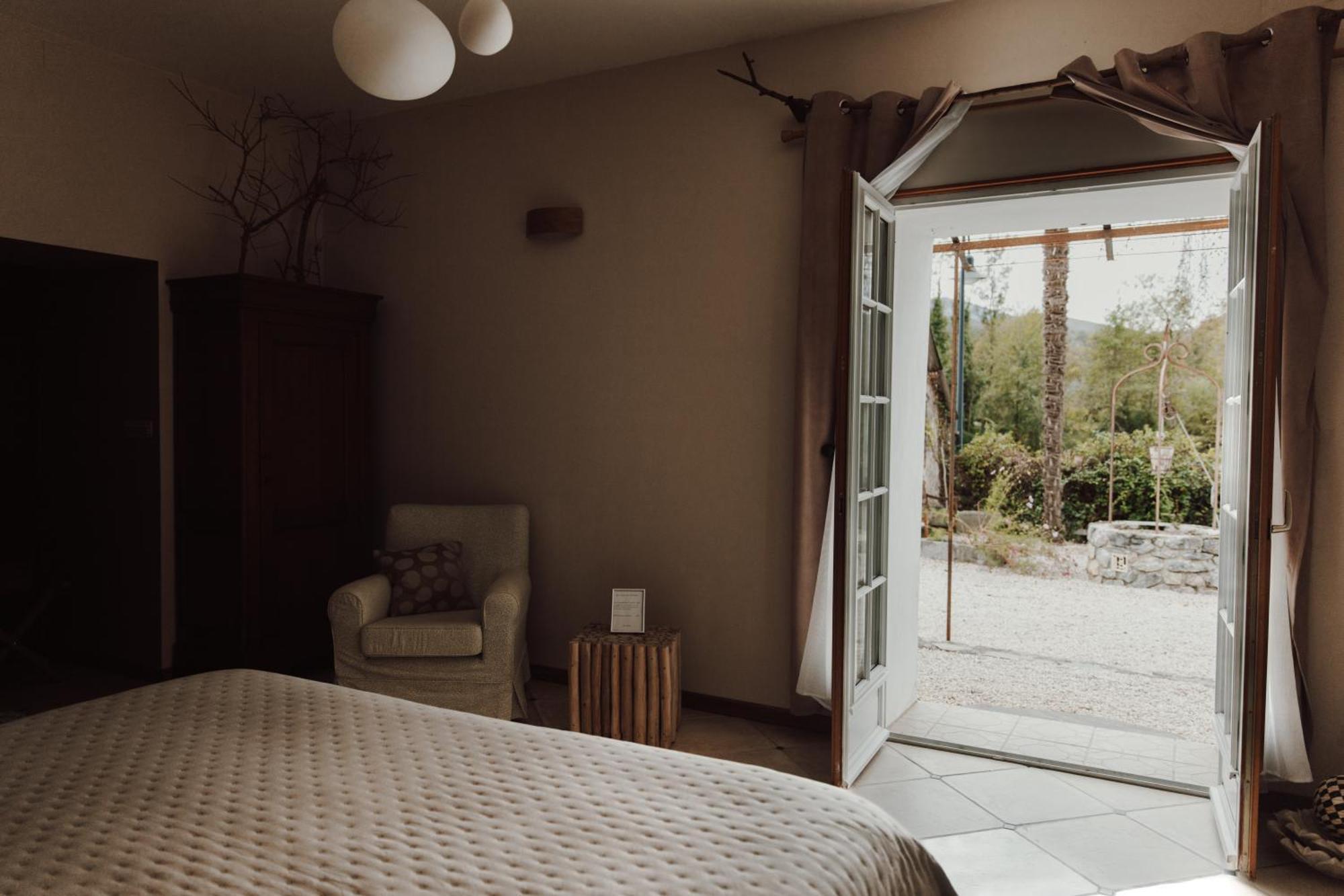 Les Perseides Otel Lezignan Dış mekan fotoğraf